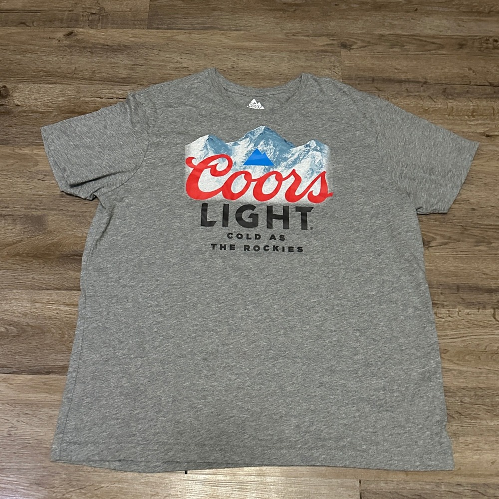 Coors Light Beer Graphic T-Shirt Mens XXL Gray Cold As The Rockies Short‎ Sleeve